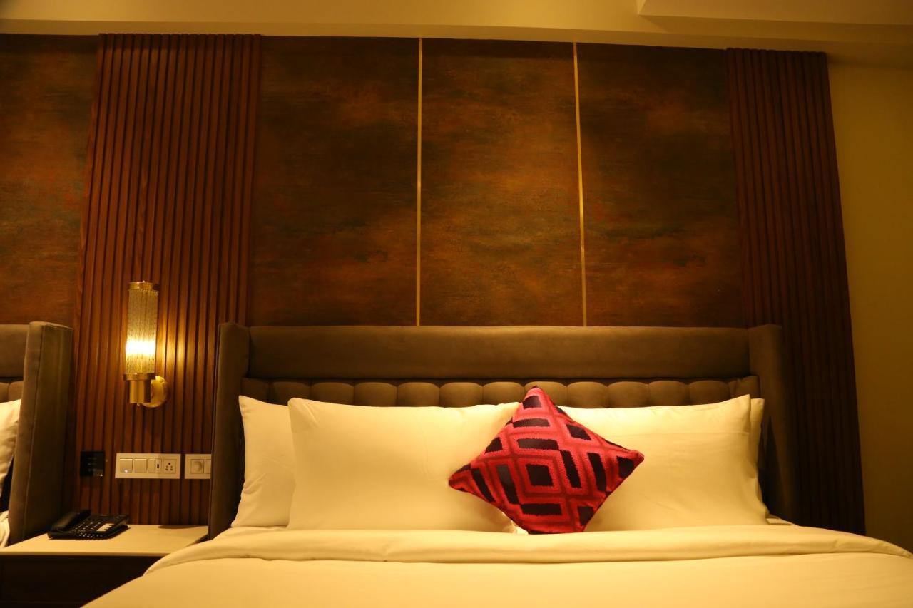 Dreamz Inn & Suites Zirakpur Εξωτερικό φωτογραφία
